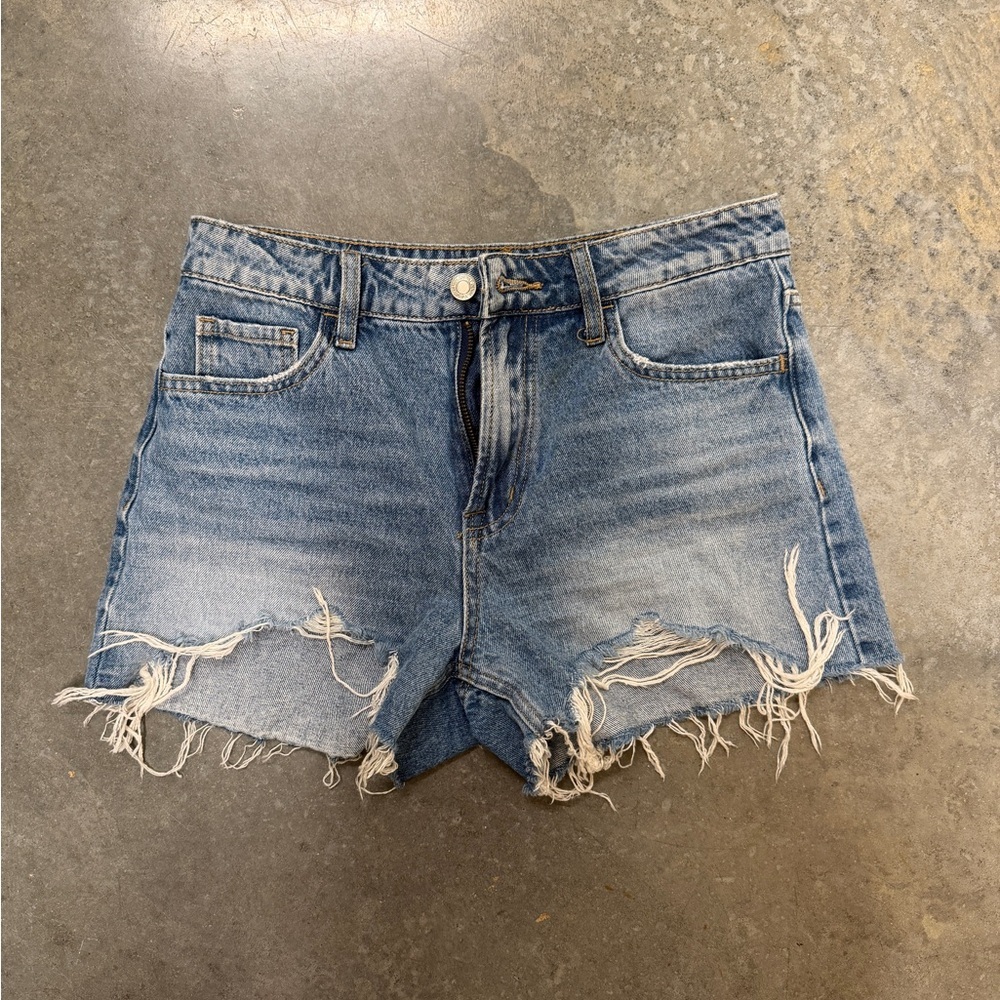 VERVET BY FLYING MONKEY Frayed Hem Light Blue Denim Shorts